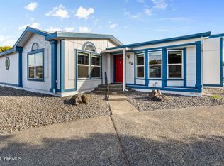 3701 Gun Club Rd UNIT 104, Yakima, WA 98901