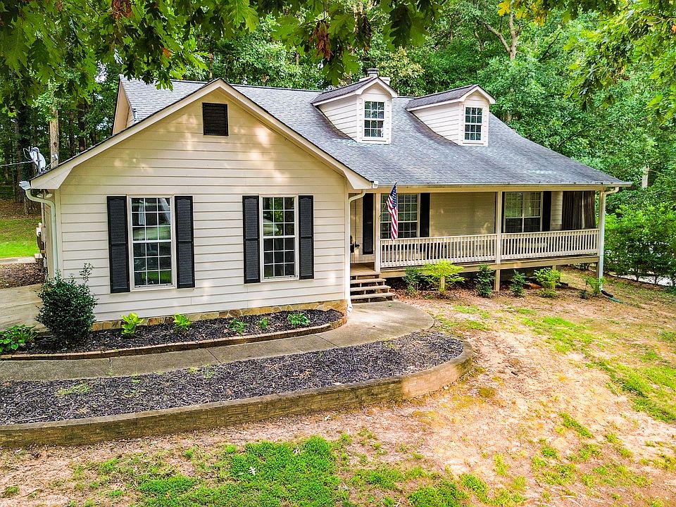 1st image of 413 Country Lake Dr