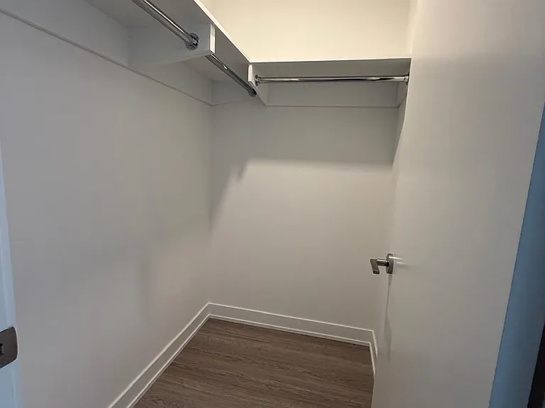 8188 Yonge St #327 — Photo 9
