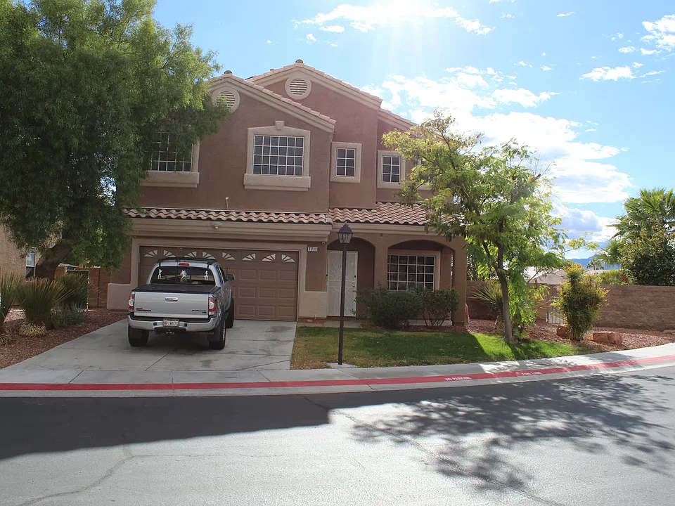 7711 Morning Lake Dr