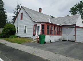 2nd image of 73 Douglass St