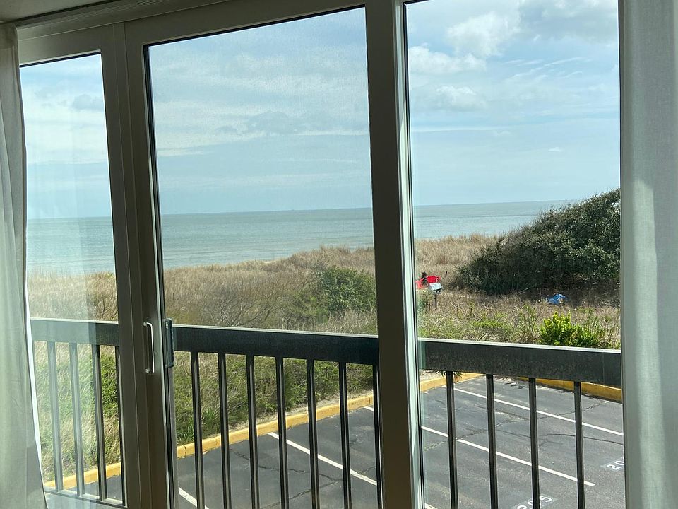 1st image of 1222 E Ocean View Ave APT 202