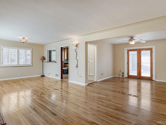 2nd image of 181 S Holly Street