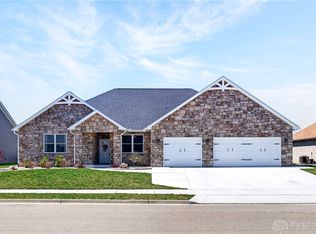 945 Rosenthal Dr, Troy, OH