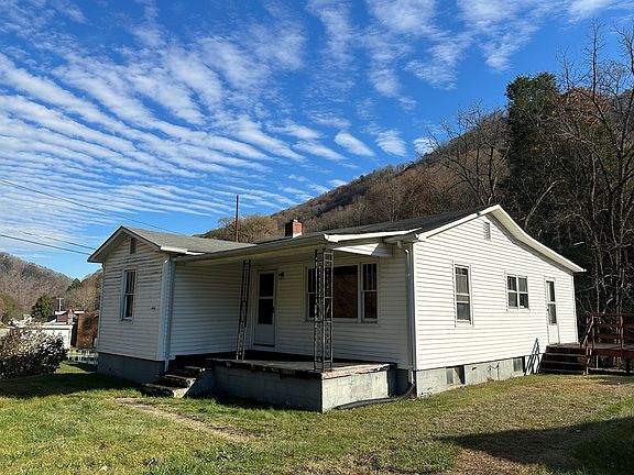 444 Poor Valley Rd, Saltville, VA 24370 | MLS #91798 | Zillow