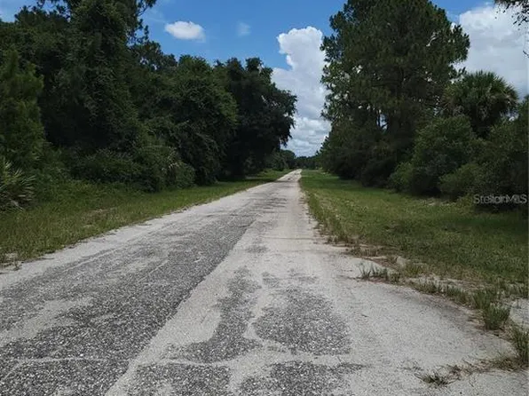 Paso Ave Lot 8, North Pt, FL 34291