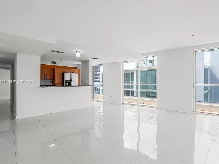 6362 Collins Ave #514 — Photo 4