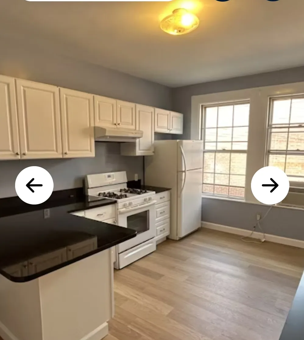 3 bed, 1073 sqft, $3,500 — Photo 1