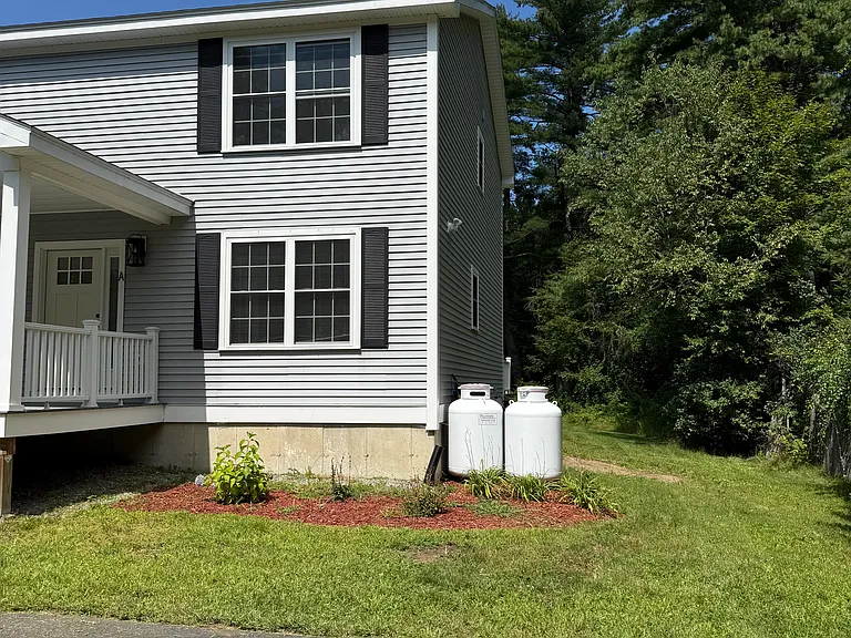 86 Reservoir Dr #A — Photo 2