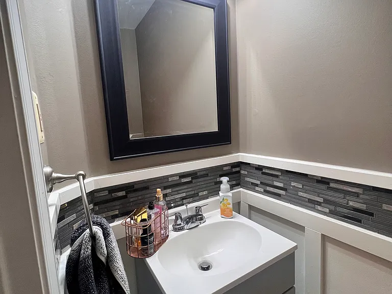 6314 Meadow Glade Ln — Photo 22