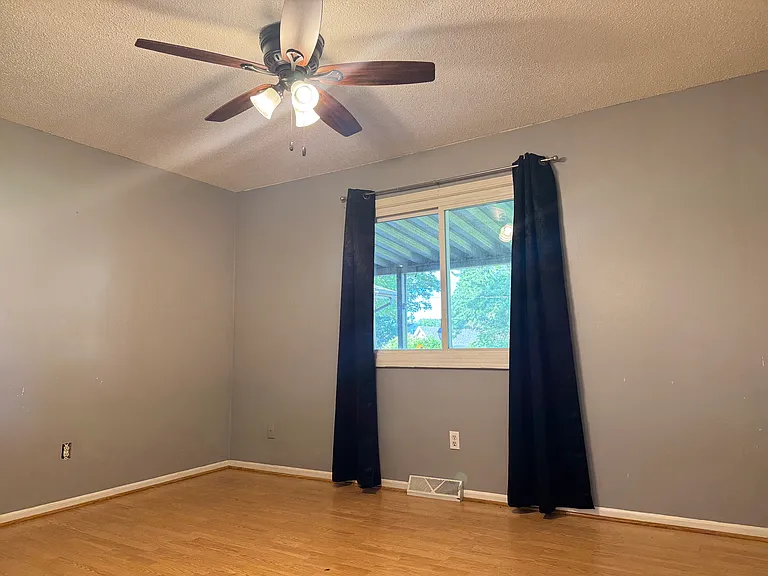 4260 Norman Dr SE — Photo 9