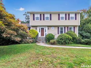 11 Redwood Cir, Shelton, CT 06484