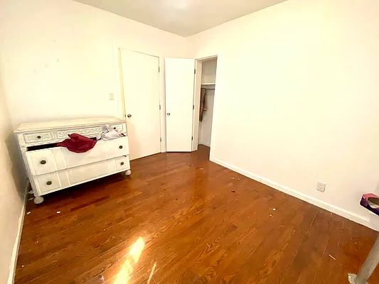 Rented by Lang Realty LLC | media 8