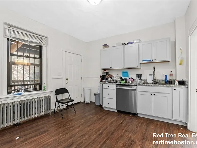 868 Huntington Ave #4 — Photo 7