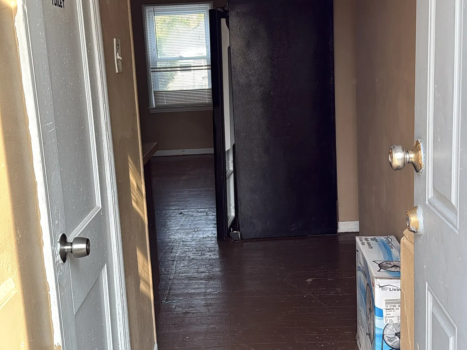3 bed, 894 sqft, $1,750 — Photo 2
