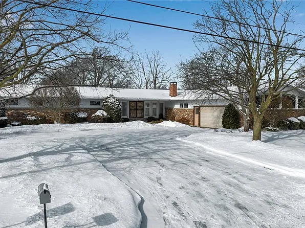 215 Elm St, Batavia, NY 14020