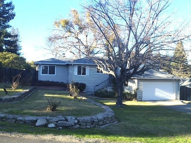 2nd image of 7605 Isles Ct