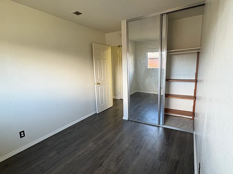 4128 Ravenwood Pl — Photo 15