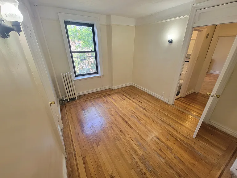 647 W 169th St #4B — Photo 2