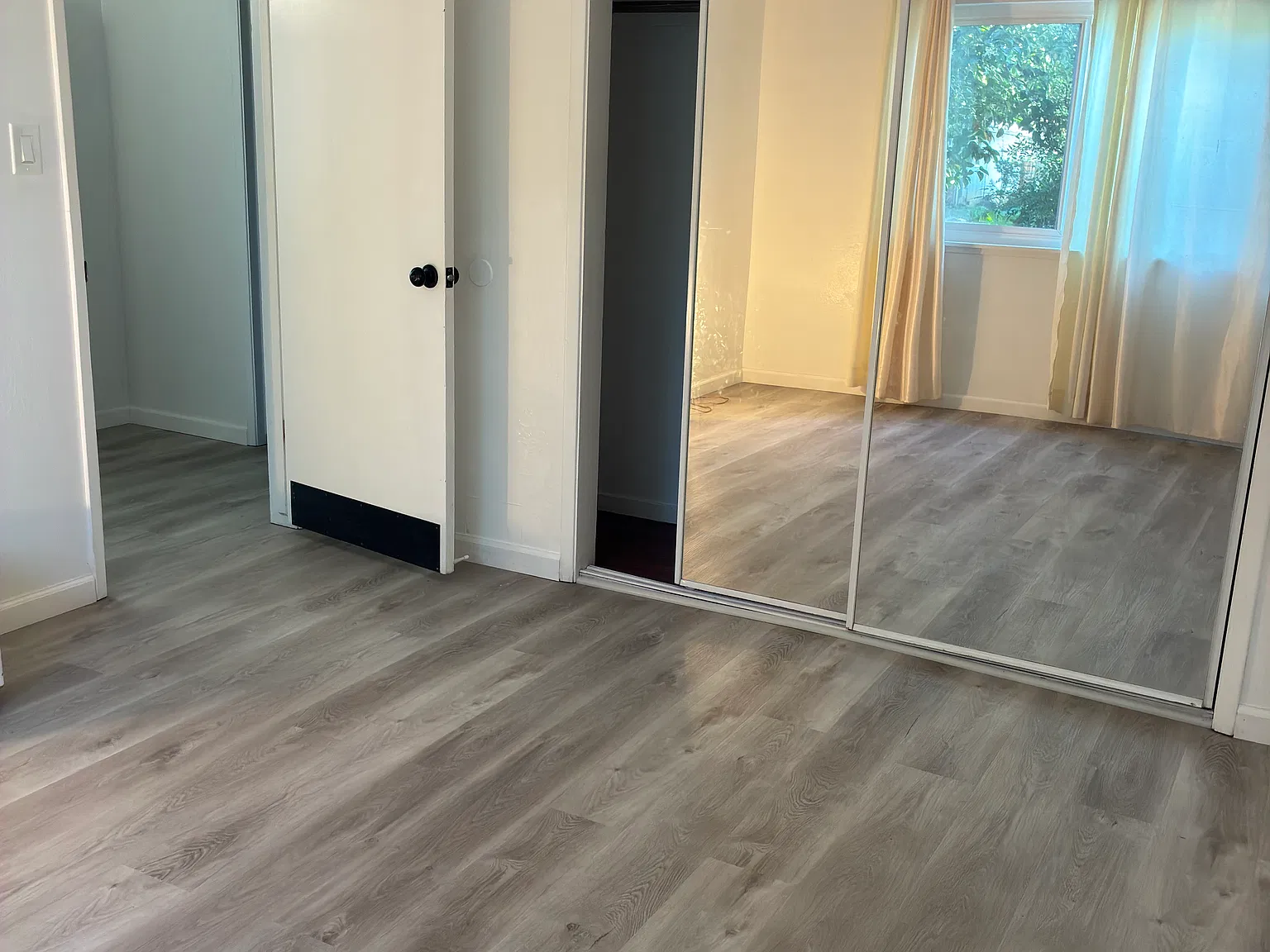 2470 Almandor Cir — Photo 3