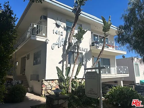 1412 Barry Ave #1 Photo 1