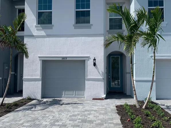1809 SE Ocean Blvd, Stuart, FL 34996