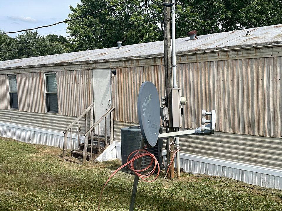 1st image of 2350 Springlake Park #3