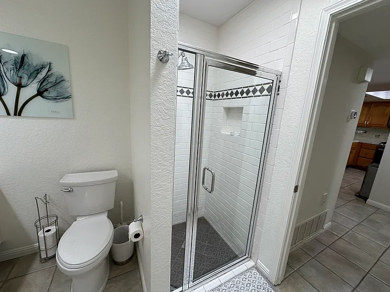 166 Wimbledon Ct — Photo 58