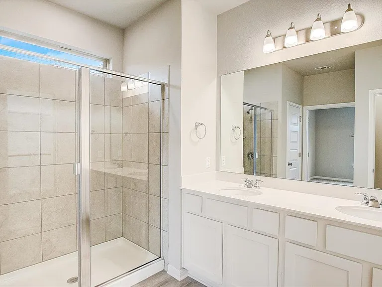 108 Peruvian Ln — Photo 31
