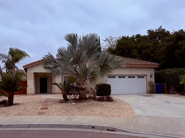 3978 Estancia Dr, Oceanside, CA 92058