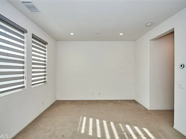 5931 Spring St — Photo 16