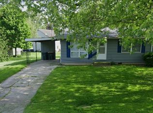 2154 Saint Joseph Ln, Valparaiso, IN 46385