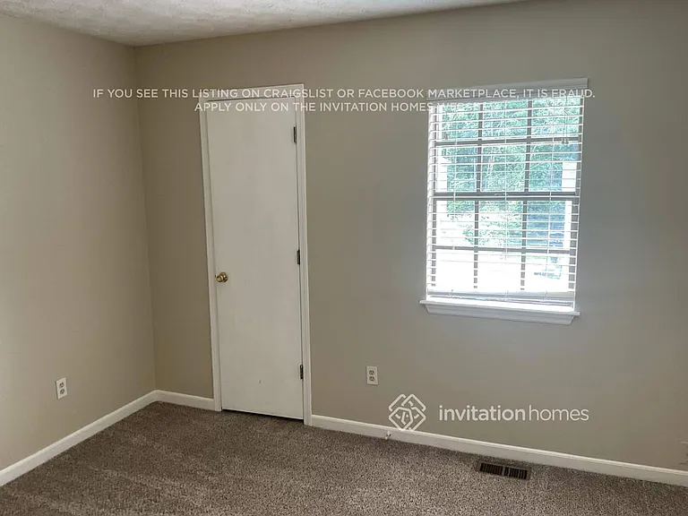 5255 Sugar Crest Dr — Photo 9