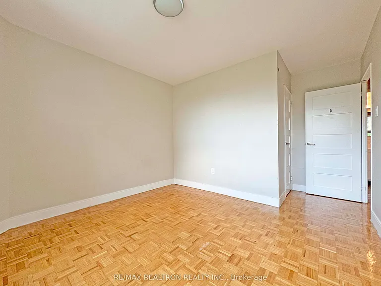 485 Huron St #406 — Photo 13