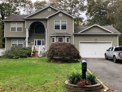 505 Birch Hollow Dr, Shirley, NY, 11967