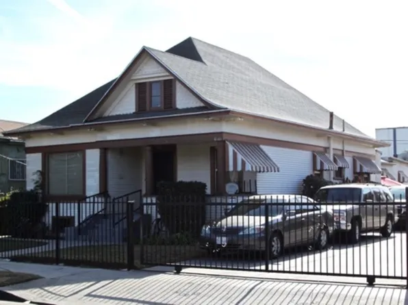 894 E 43rd Pl, Los Angeles, CA 90011