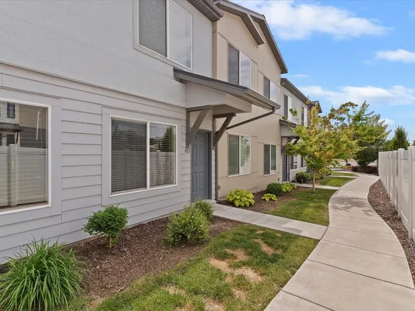 423 E Penny Ln, Clearfield, UT 84015