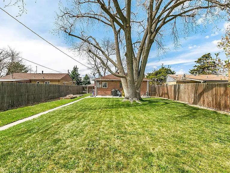 3564 Magnolia St — Photo 17
