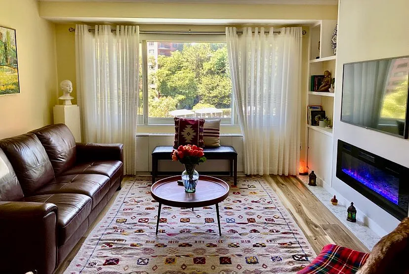 4201 Cathedral Ave NW APT 417E photo 1