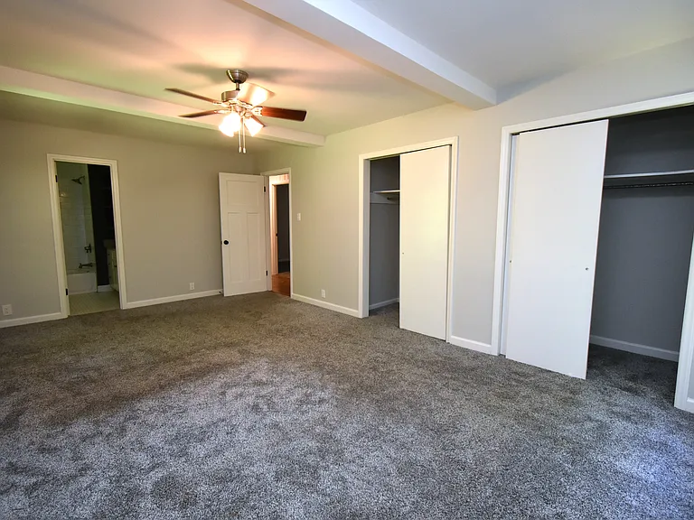 1800 Kirkwood Dr — Photo 27