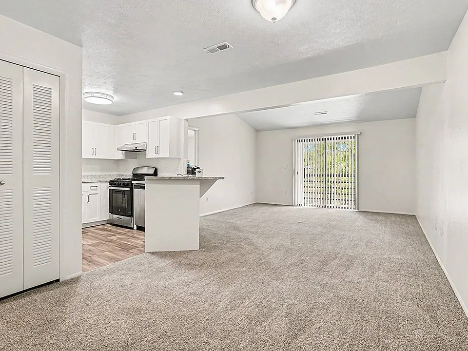 Emerald Park Apartments