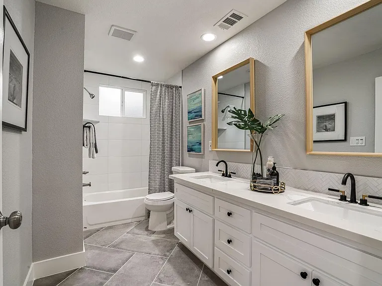 7728 Quinby Way — Photo 16