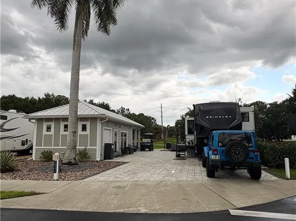 10277 Meadow Beauty TRL, FORT MYERS, FL 33905