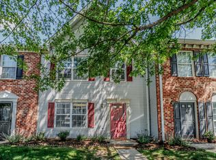 30 Lindsey Ct, Franklin Park, NJ 08823