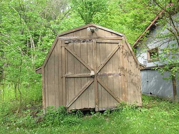 3rd image of 238 Green Valley Dr