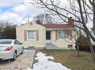 412 Park Rd, Rockville, MD 20850