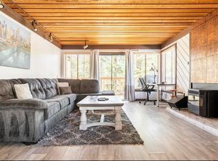 414 Rainbow Ln #112, Mammoth Lakes, CA 93546