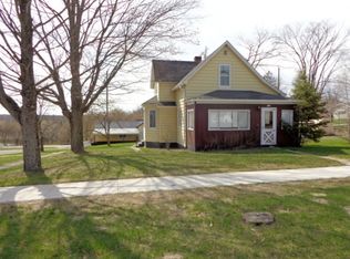 603 Walnut St, Norway, MI 49870