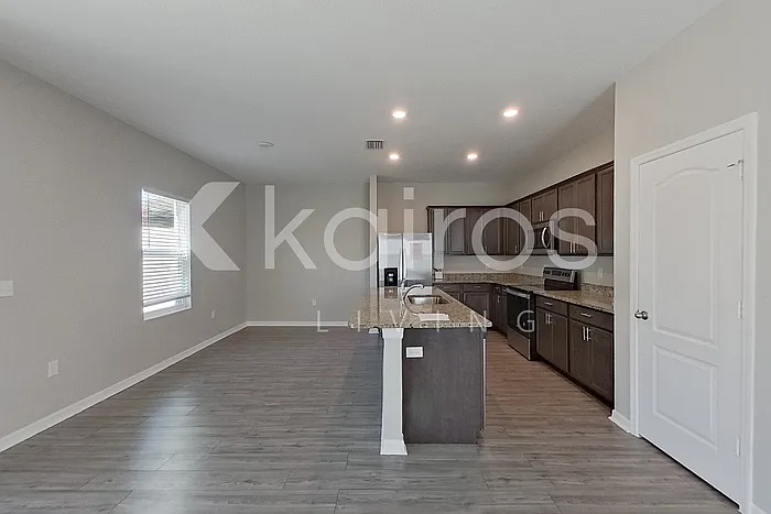 30161 Fedora Cir — Photo 7