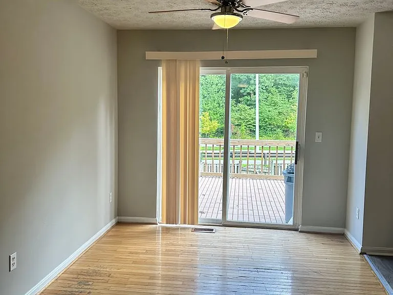11 Winlo Ct — Photo 6